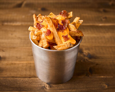 Frites au Cheddar Bacon